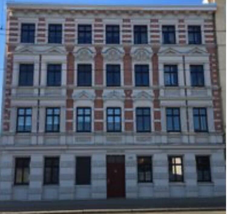Topp, generalsanierte 2 Raumwohnung im Gründerzeithaus nähe Salbker Seen! – Magdeburg – Bild 1 von 8