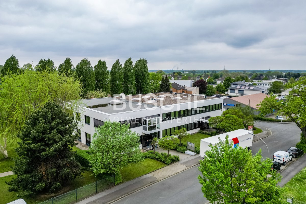 Bürofläche zur Miete 570,6 m²<br/>Bürofläche ab 250 m²<br/>Teilbarkeit Flughafen Dortmund 44319