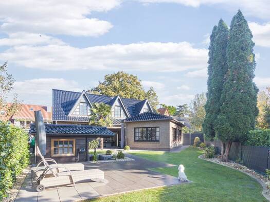 Einfamilienhaus zum Kauf provisionsfrei 845.000 € 9 Zimmer 246,2 m² 784 m² Grundstück Achim Achim 28832