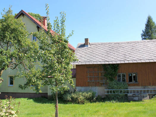 Einfamilienhaus zum Kauf 190.000 € 6 Zimmer 190 m² 1.450 m² Grundstück frei ab sofort Sadisdorf Dippoldiswalde 01744