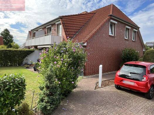 Doppelhaushälfte zum Kauf 270.000 € 6 Zimmer 144 m² 482 m² Grundstück Uetze 31311