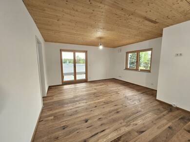 Wohnung zur Miete 750 € 2 Zimmer 63 m² 2. Geschoss frei ab sofort Katzdorf Teublitz 93158