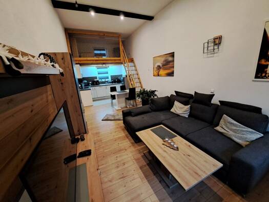 Wohnung zur Miete 650 € 2,5 Zimmer 65 m² frei ab 01.03.2026 Stein Königsbach-Stein 75203