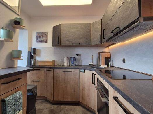 Wohnung zur Miete 890 € 2 Zimmer 67 m² Geschoss 3/3 frei ab 01.11.2026 Parreutstraße 2 Friedrichshofen Ingolstadt 85049