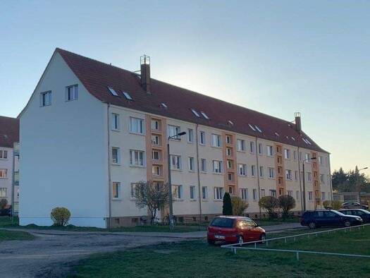 Wohnung zur Miete 487 € 3 Zimmer 60,8 m² EG frei ab sofort Waldauer Weg 39 Jüterbog 14913