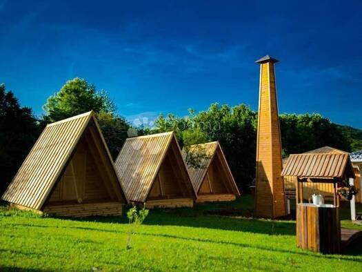 Haus zum Kauf 1.400.000 € 17 Zimmer 482 m² Licko Petrovo Selo, Plitvicka Jezera Plitvička Jezera