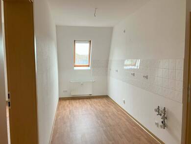 Wohnung zur Miete 393 € 3 Zimmer 71 m² Dachgeschoss, 4. Geschoss frei ab sofort Rudolf-Breitscheid-Straße 41 Zschopau Zschopau 09405