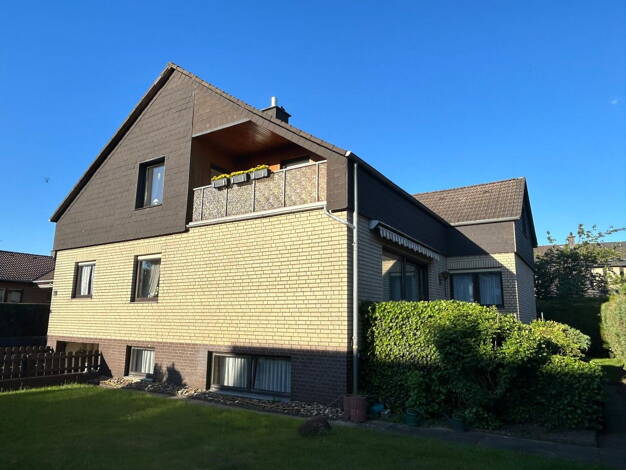 Mehrfamilienhaus zum Kauf provisionsfrei 680.000 € 8 Zimmer 239 m² 620 m² Grundstück frei ab 15.08.2025 Emma-Schünhoff-Weg 20 Altgarbsen - Süd Garbsen 30823