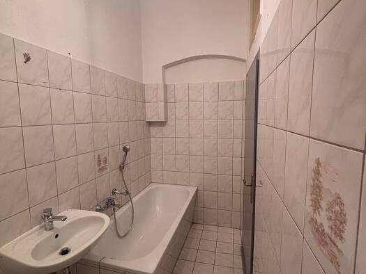 Wohnung zur Miete 285 € 2 Zimmer 47,3 m² 1. Geschoss frei ab sofort Glauchauer Landstraße 36 Crimmitschau Crimmitschau 08451