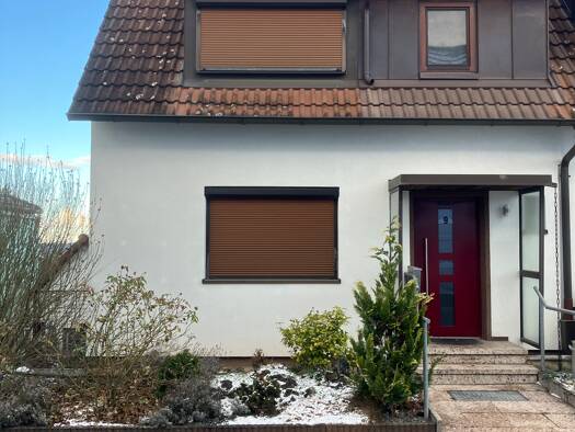 Reihenhaus zur Miete 1.500 € 5 Zimmer 90 m² 246 m² Grundstück frei ab 02.03.2026 Bubenreuth 91088