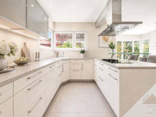 Einfamilienhaus zum Kauf 1.249.000 € 7 Zimmer 260 m² 597 m² Grundstück Holzgerlingen 71088