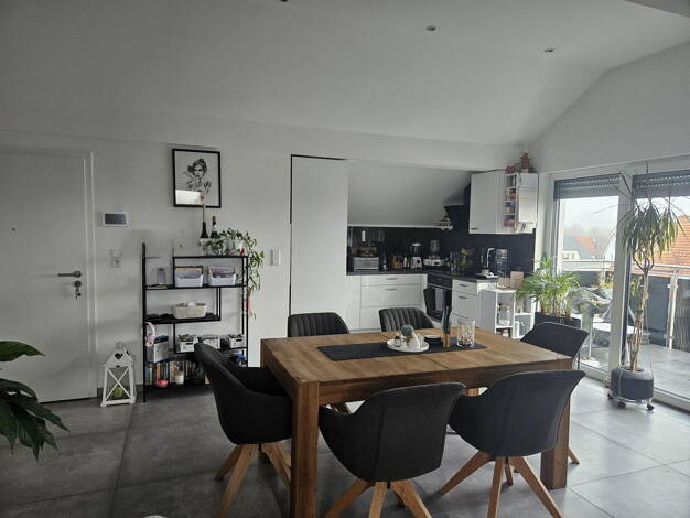 Wohnung zur Miete 1.150 € 3 Zimmer 76 m² Dachgeschoss, 2. Geschoss Langendiebach Erlensee 63526