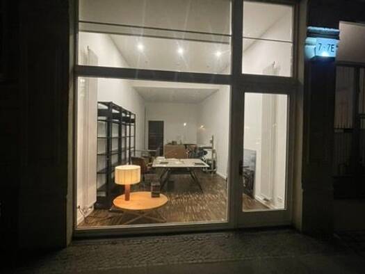 Laden zur Miete 1.350 € 1,5 Zimmer 55 m² Verkaufsfläche Scharnhorststraße 7 Mitte Berlin 10115