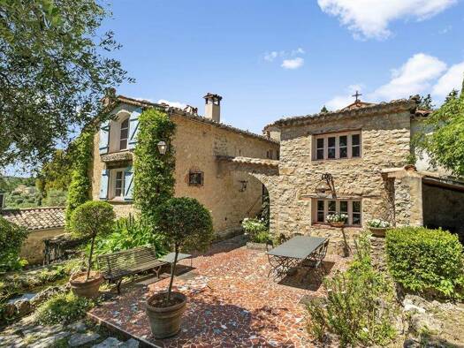 Einfamilienhaus zum Kauf 1.150.000 € 6 Zimmer 290 m² 1.500 m² Grundstück LE ROURET 06650