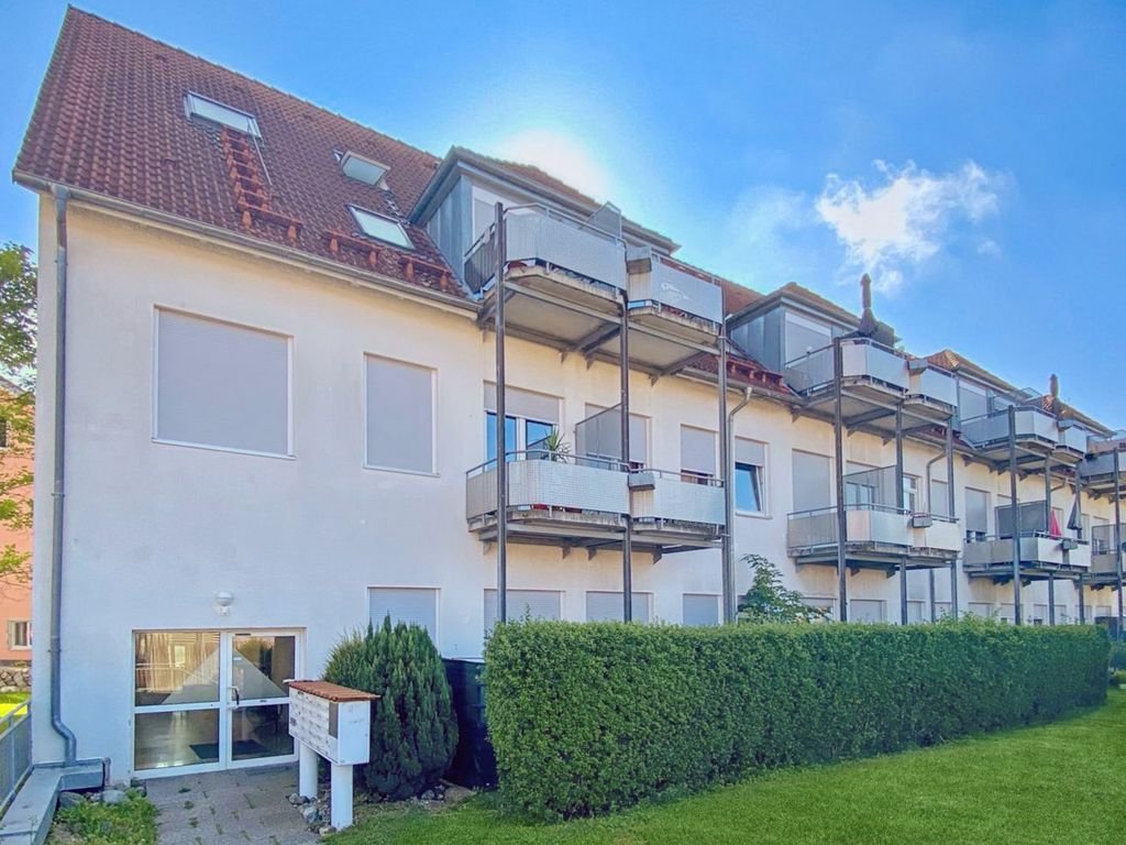 Apartment zum Kauf 57.000 € 1 Zimmer 27 m²<br/>Wohnfläche 1.<br/>Geschoss Pfullendorf Pfullendorf 88630