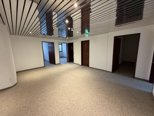 Büro zur Miete 1.878 € Innsbruck Innsbruck 6020