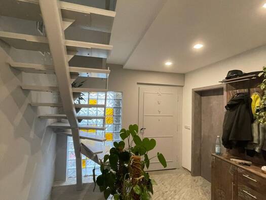 Einfamilienhaus zum Kauf 470.000 € 8 Zimmer 170 m² 1.000 m² Grundstück Gotha Gotha 99867