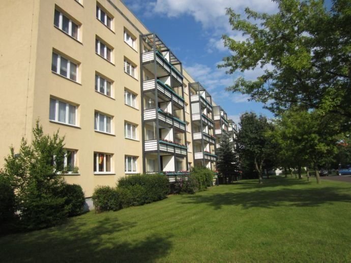 Wohnung zur Miete 330 € 3 Zimmer 58,6 m²<br/>Wohnfläche EG<br/>Geschoss ab sofort<br/>Verfügbarkeit Willi Bredel Ring 40 Thale Thale 06502