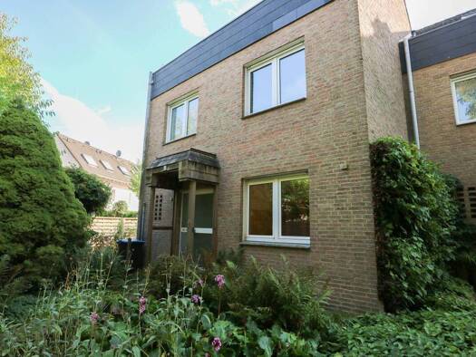 Reihenendhaus zum Kauf 249.000 € 6 Zimmer 156,4 m² 352 m² Grundstück Langwaden Grevenbroich/Langwaden 41516