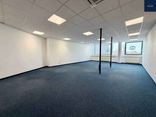 Bürofläche zur Miete provisionsfrei 5.410 € 541 m² Bürofläche Leonberg 71229