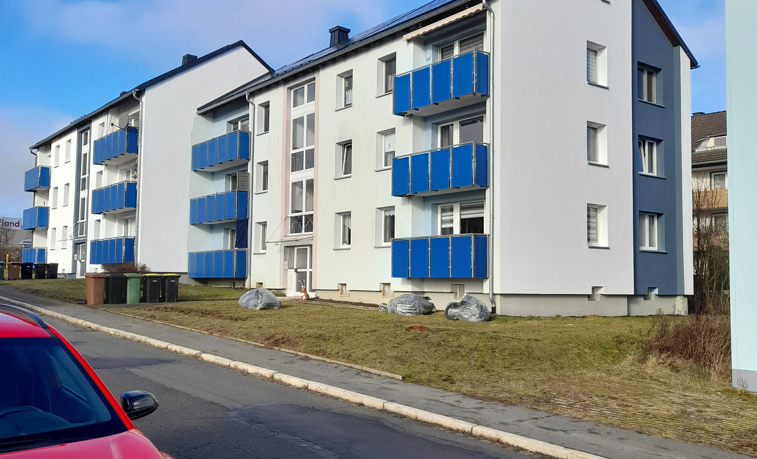 Wohnung 852.11 m² 1500 € zum Kauf Dr.-Hilmar-Jahn Str. 5 und 7,Naila ...