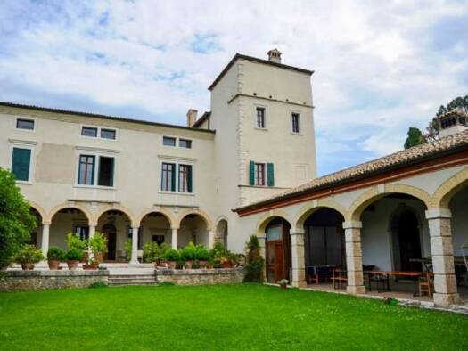 Villa zum Kauf 4.250.000 € 6 Zimmer 450 m² 40.000 m² Grundstück frei ab sofort Verona