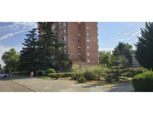 Verkaufsfläche zum Kauf 168.900 € 230 m² Verkaufsfläche Aranda de Duero 09400