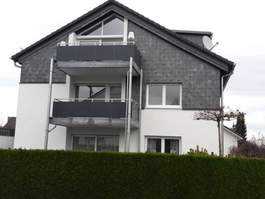 Wohnung zur Miete 1.300 € 4 Zimmer 125 m² Geschoss 1/2 frei ab 01.01.2026 Akazienweg 2 Nürtingen 72622