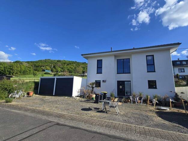 Einfamilienhaus zum Kauf 399.000 € 5,5 Zimmer 191 m² 809 m² Grundstück frei ab 01.03.2026 Bermel 56729