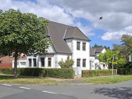 Einfamilienhaus zum Kauf 169.000 € 9 Zimmer 212 m² 654 m² Grundstück Aldenburg Wilhelmshaven 26389