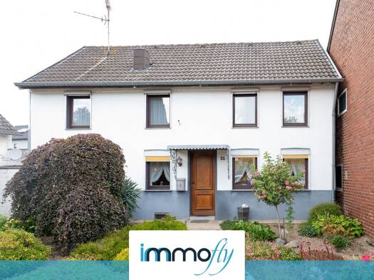 Einfamilienhaus zum Kauf 199.000 € 6 Zimmer 131 m² 742 m² Grundstück Hasselsweiler Titz 52445