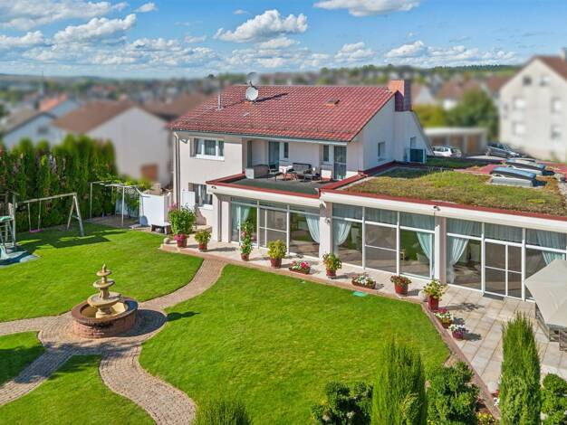 Einfamilienhaus zum Kauf 1.165.000 € 7 Zimmer 296 m² 1.189 m² Grundstück Diedelsheim Bretten 75015