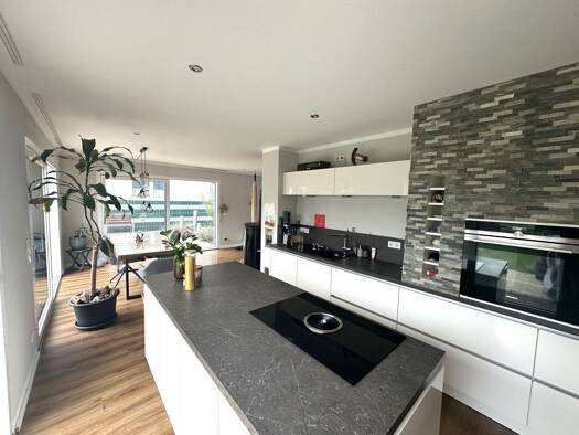 Haus zum Kauf 648.888 € 5 Zimmer 656 m² Grundstück frei ab sofort Pförring Pförring 85104