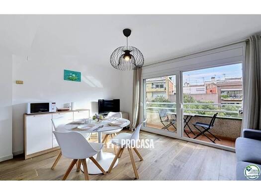 Wohnung zum Kauf 165.000 € 1 Zimmer 43 m² 2. Geschoss Roses 17480