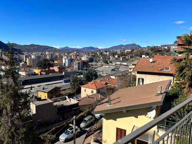 Wohnung zum Kauf 600.000 € 5 Zimmer Ponte Chiasso 22100