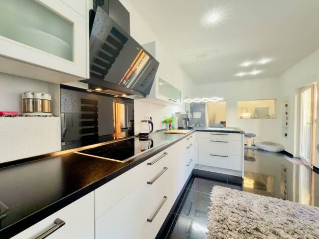 Wohnung zum Kauf 289.000 € 4 Zimmer 112 m² Rheydt Süd 41236