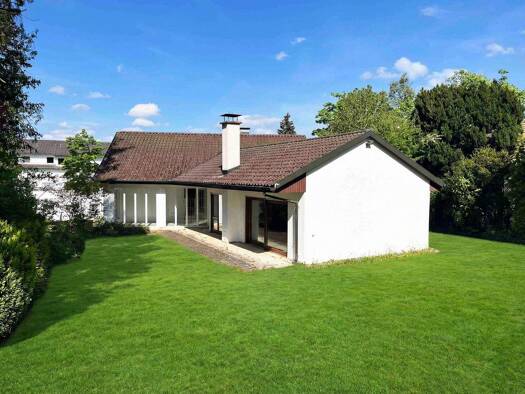 Einfamilienhaus zum Kauf 499.000 € 4 Zimmer 161 m² 1.011 m² Grundstück frei ab sofort Bad Dürrheim 78073