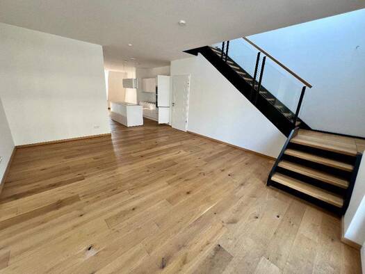 Wohnung zur Miete 3.498 € 4 Zimmer 165 m² 4. Geschoss Wiesenhüttenstr. 9A Bahnhofsviertel Frankfurt am Main 60329