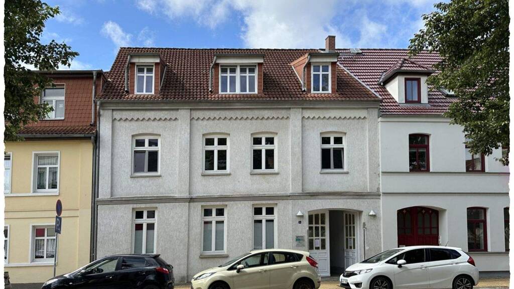 Gewerbeobjekt zum Kauf als Kapitalanlage geeignet 595.000 € 473 m² 542 m² Grundstück Güstrow 18273