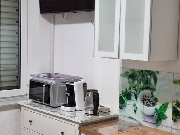 Wohnung zur Miete 395 € 1 Zimmer 20 m² Geschoss 1/3 frei ab sofort Neuehrenfeld Köln 50827