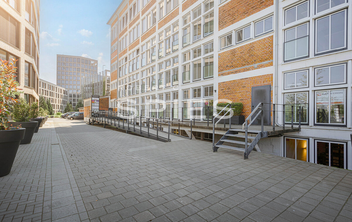 Bürofläche zur Miete provisionsfrei 9 € 401 m²<br/>Bürofläche ab 401 m²<br/>Teilbarkeit Häfen - Handelshäfen Bremen 28217