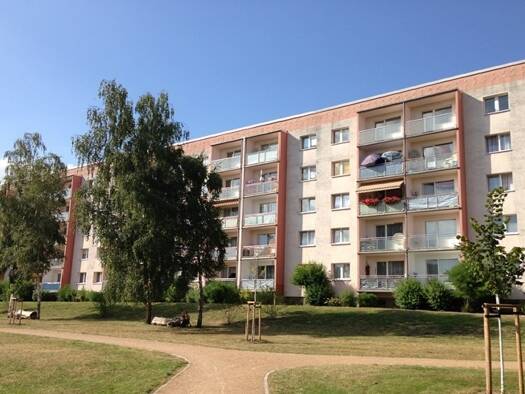 Wohnung zur Miete 282 € 3 Zimmer 59,9 m² EG frei ab 01.10.2026 Albert-Einstein-Straße 18 Oschersleben Oschersleben 39387