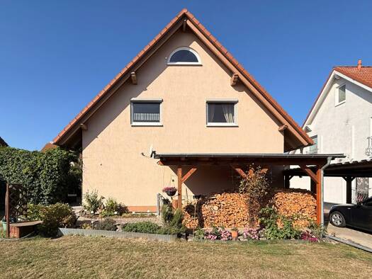 Doppelhaushälfte zum Kauf 250.000 € 4 Zimmer 104 m² 298 m² Grundstück Hohendodeleben Wanzleben-Börde 39164