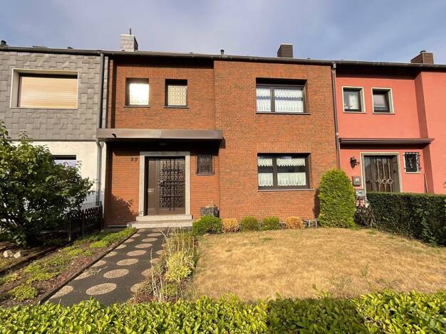 Reihenmittelhaus zum Kauf 260.000 € 4 Zimmer 114 m² 308 m² Grundstück Neuenkamp Duisburg 47059