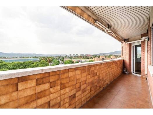 Haus zum Kauf 490.000 € 3 Zimmer 123 m² >Carrer Major > Sant Joan Despí 08970