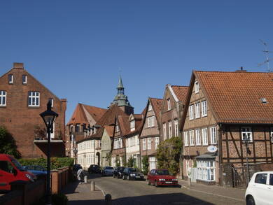 Doppelgarage zur Miete 202 € Lüneburg 21335