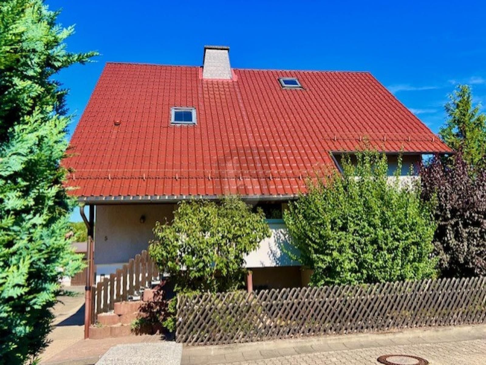 Einfamilienhaus zum Kauf 275.000 € 9 Zimmer 216 m²<br/>Wohnfläche 507 m²<br/>Grundstück Ohrdruf 99885