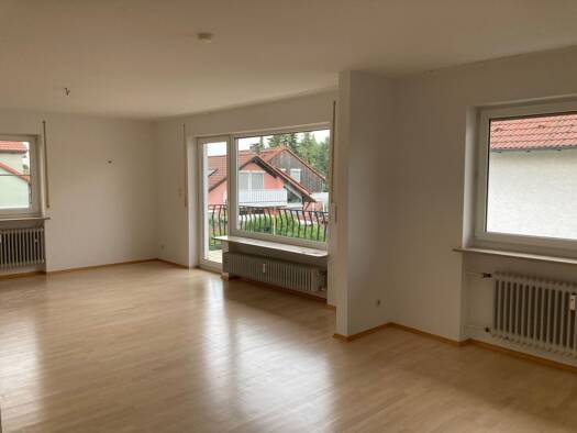 Wohnung zur Miete 1.120 € 3 Zimmer 106 m² Geschoss 1/1 frei ab sofort Großschwarzenlohe Wendelstein 90530