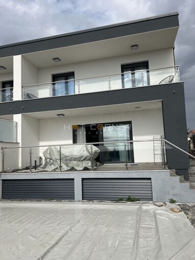 Haus zum Kauf 450.000 € 4 Zimmer 127 m² 500 m² Grundstück Rovinj center