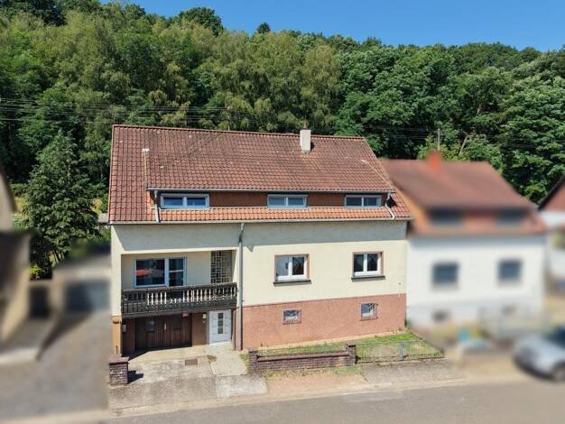Doppelhaushälfte zum Kauf 229.000 € 7 Zimmer 199,3 m² 473 m² Grundstück Hüttersdorf Schmelz 66839
